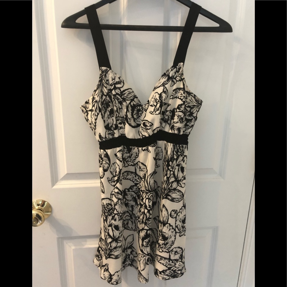 White House Black Market silk Tank Top